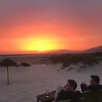 Апартаменты Beachfront Large *