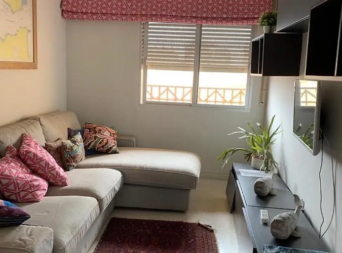 Beachfront Large Apartamento